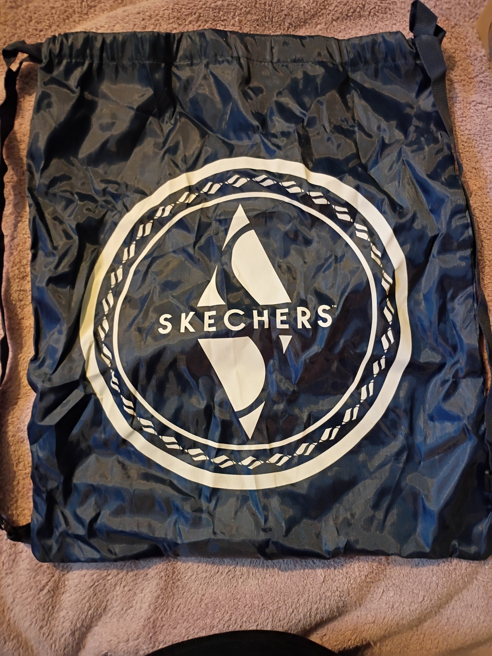 Skechers Navy Drawstring Tote with White Circular Logo